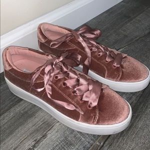 Steve Madden velvet sneakers